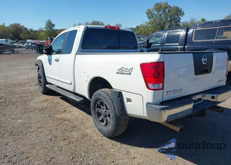 2004 Nissan Titan Le from USA, damaged, VIN 1N6AA06B44N560913